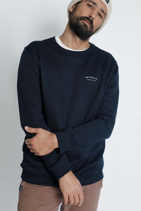 Osl moletom felpado crew vintage azul marinho look